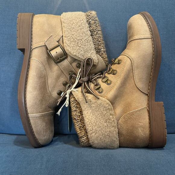 NWT Daley Lace Up Booties from Cliffs by White Mountain, Size 8M (JJ) - Picture 2 of 10